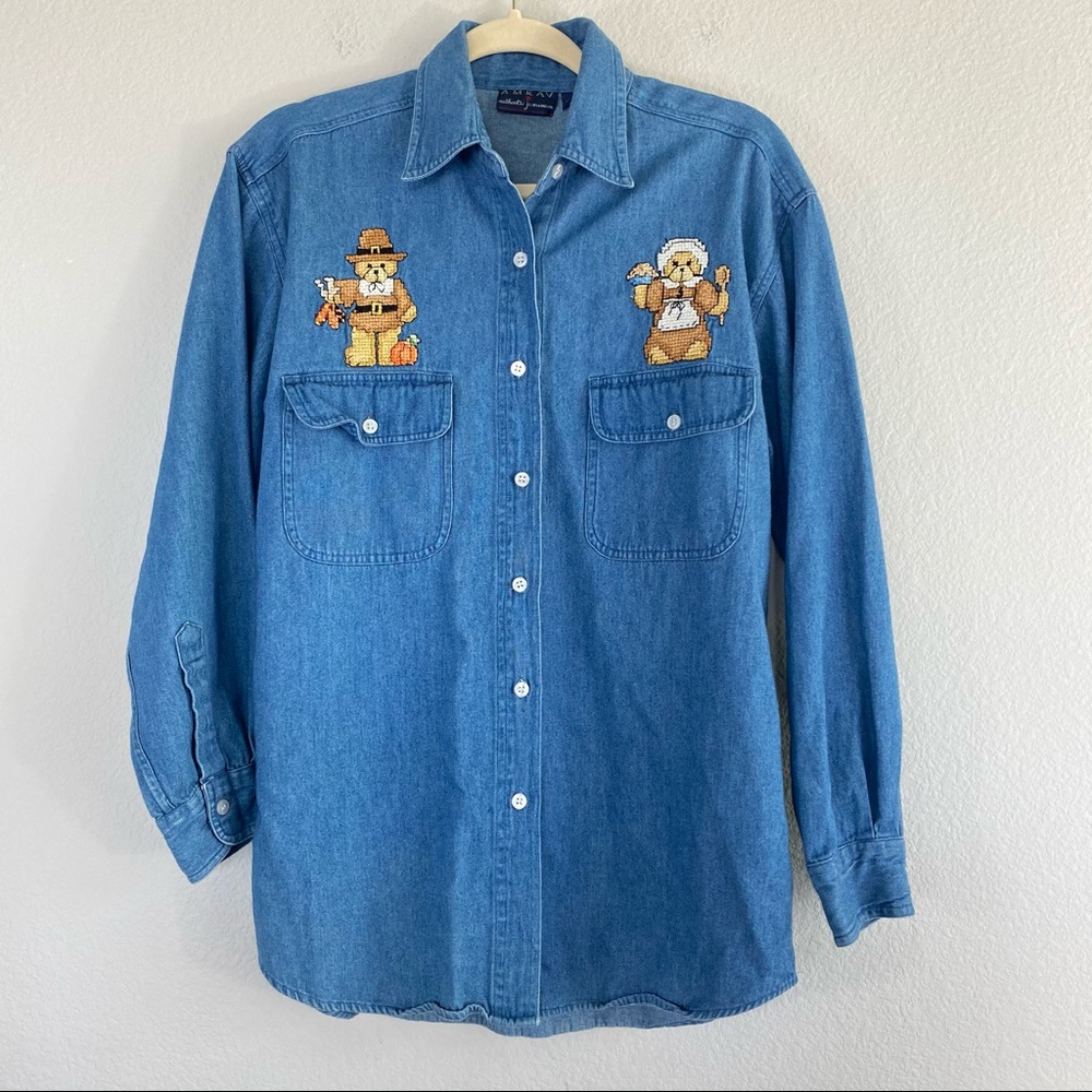 Amrav Authentic Jeans Co. Vintage Pilgrim Bear Top